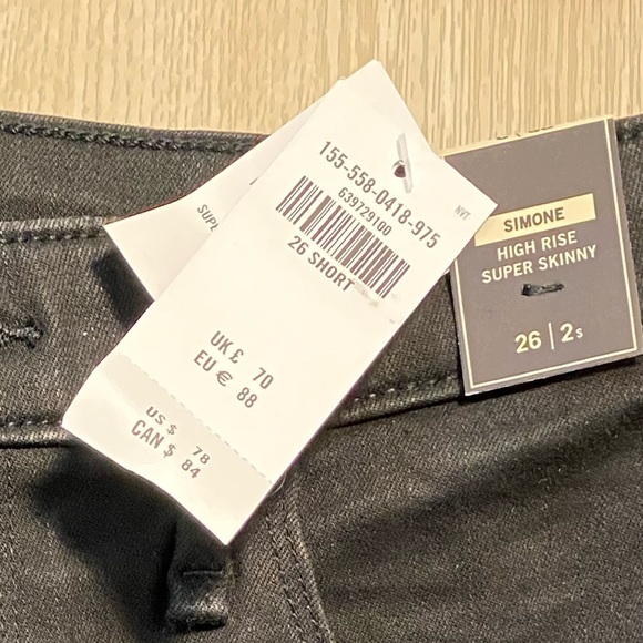 NWT Abercrombie Women’s High Rise Super Skinny Jeans - Picture 4 of 4